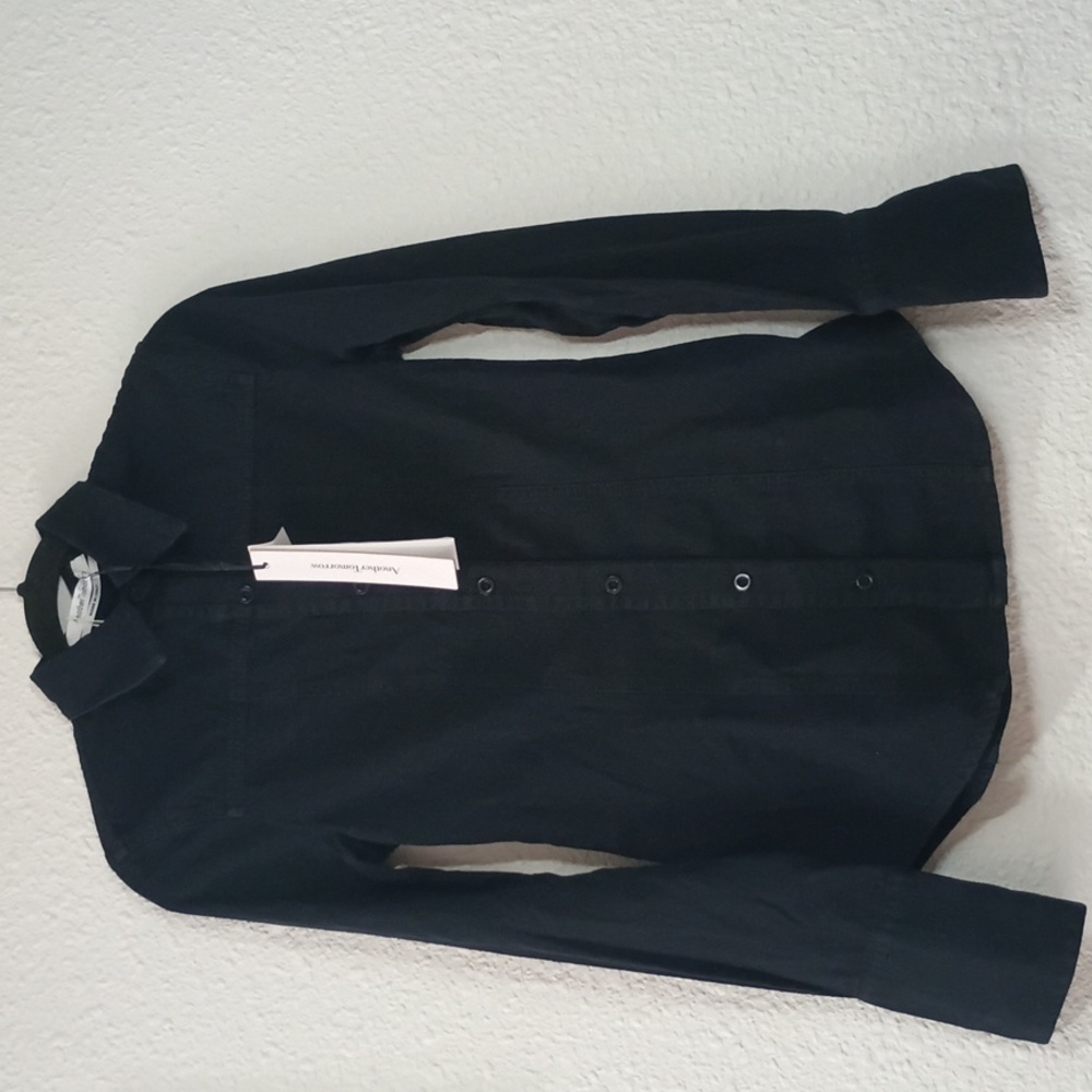 Women's Black Shirt